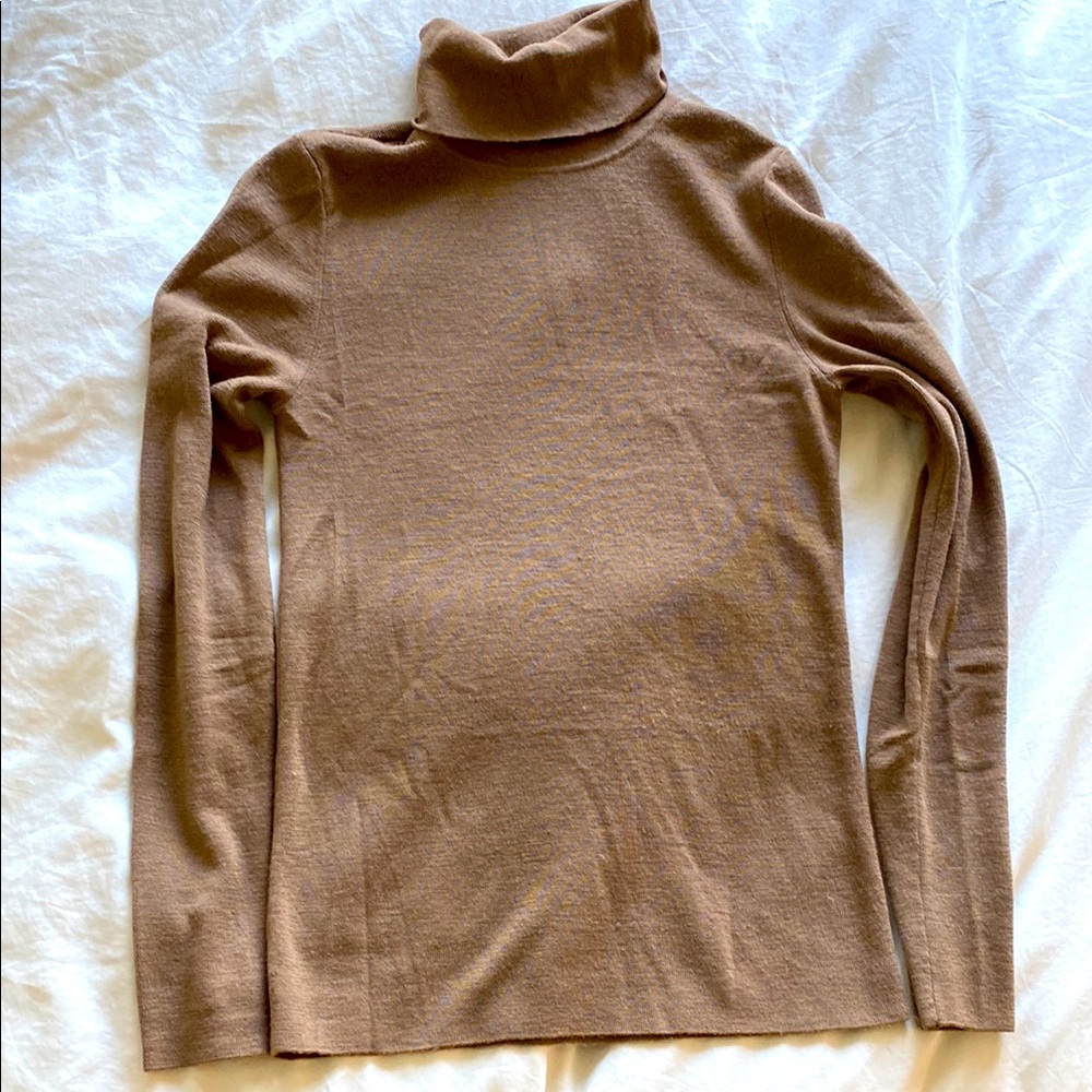 Toteme Women's Tan Classic wool Turtleneck Sweater